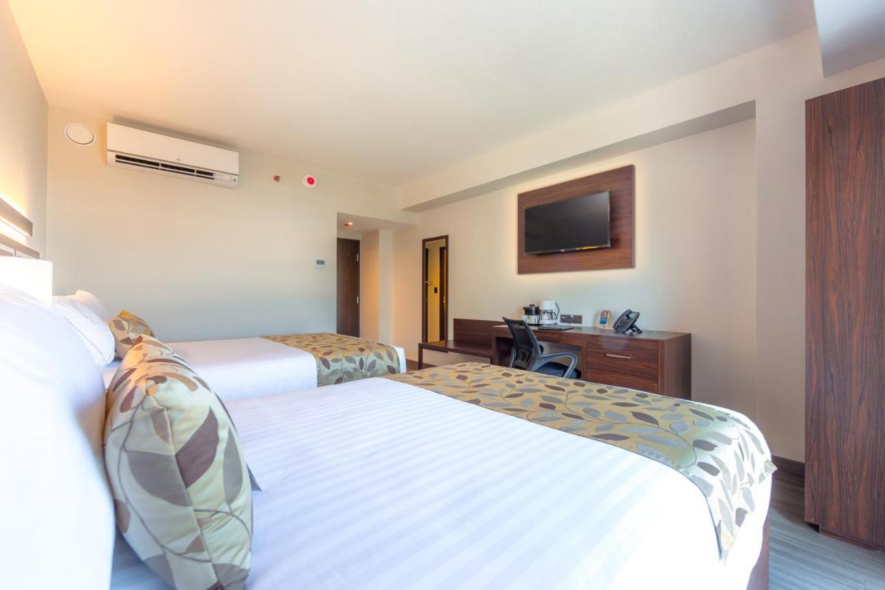 Sleep Inn Guadalajara Galerias Eksteriør billede